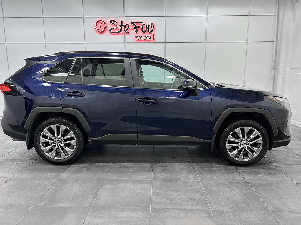 2023 Toyota Rav4 - Image 7