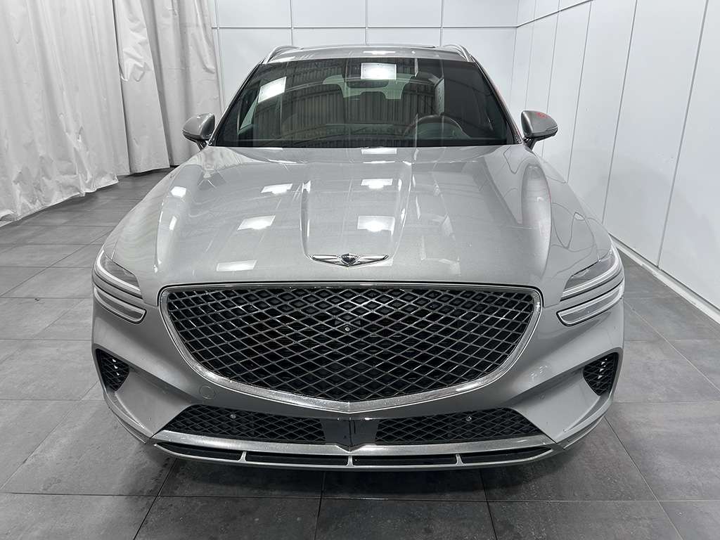 2022 Genesis GV70 - Image 2