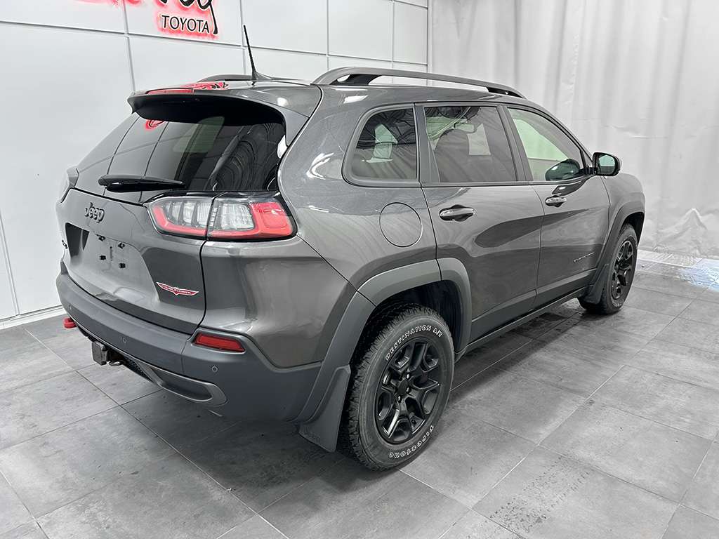 2020 Jeep Cherokee - Image 6
