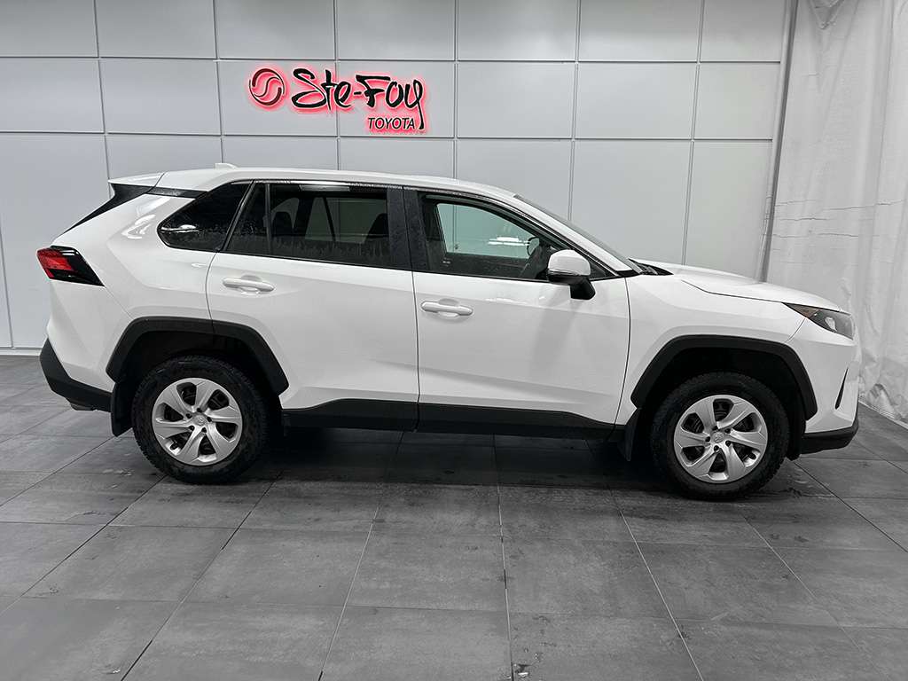2023 Toyota Rav4 - Image 7