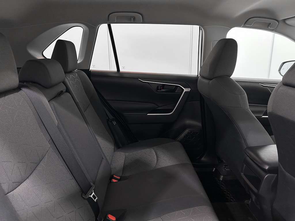 2021 Toyota Rav4 - Image 19