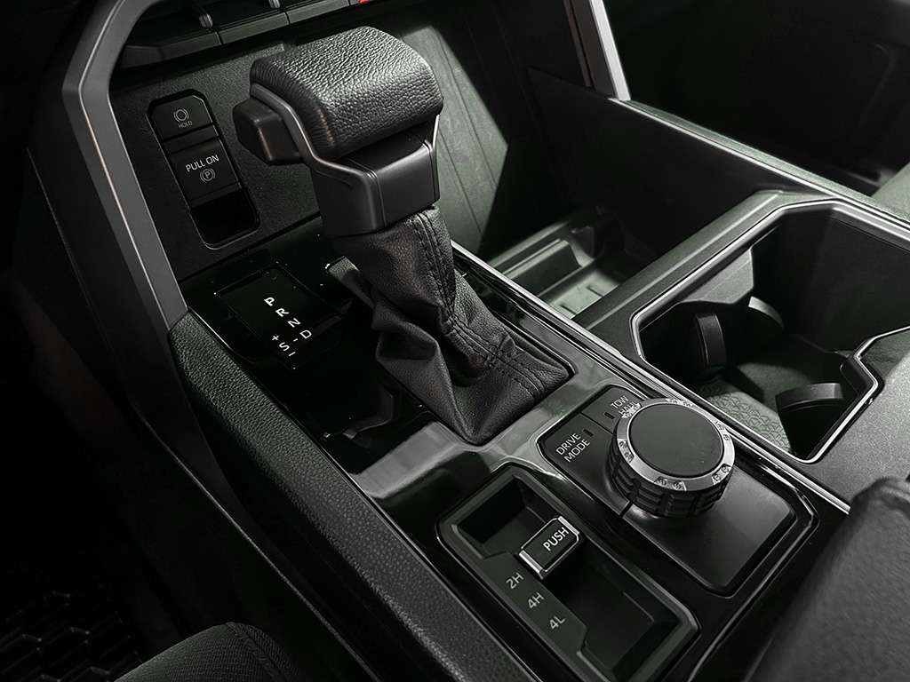 2024 Toyota Tundra - Image 13
