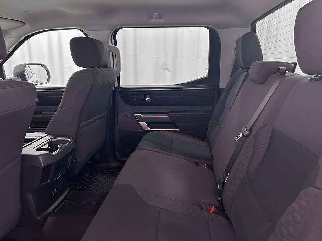 2024 Toyota Tundra - Image 16