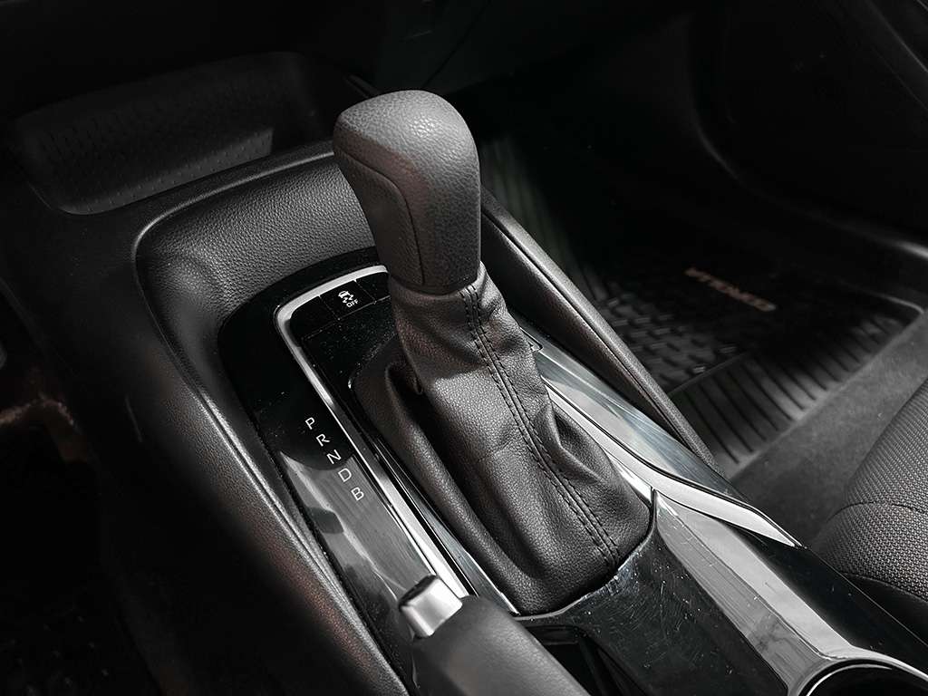 2021 Toyota Corolla - Image 13