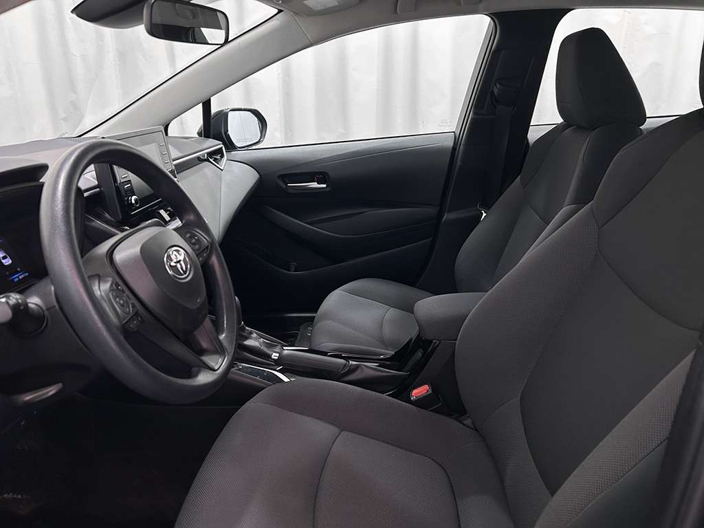2021 Toyota Corolla - Image 16