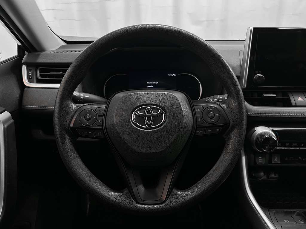 2023 Toyota Rav4 - Image 11