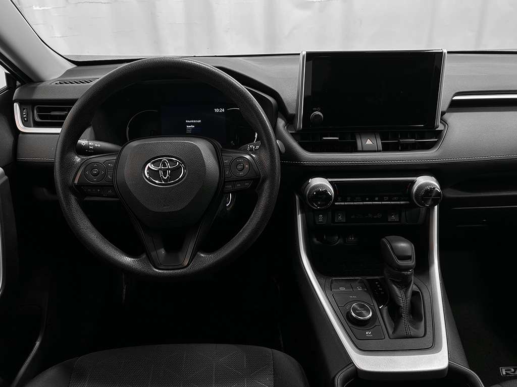 2023 Toyota Rav4 - Image 18