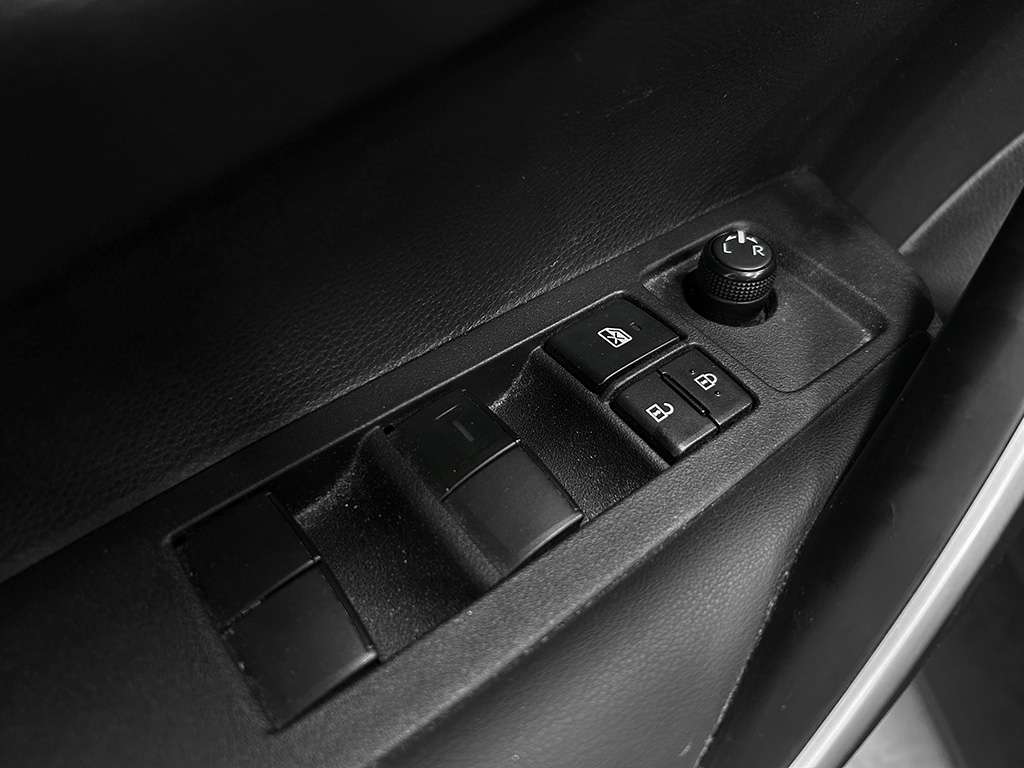 2022 Toyota Corolla - Image 8
