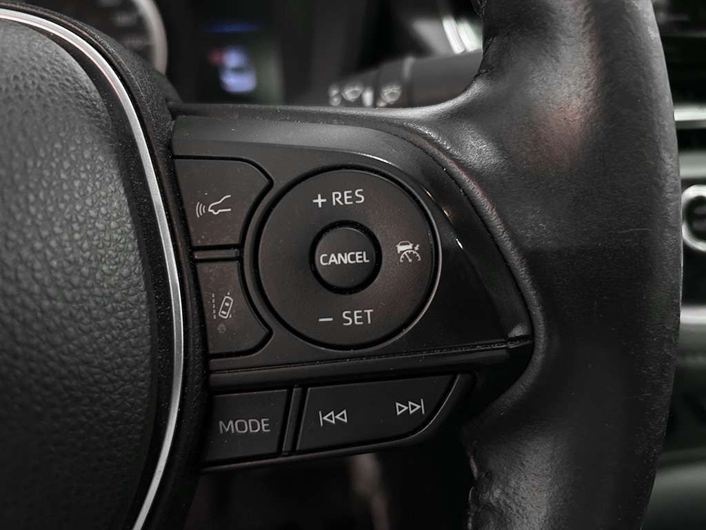 2022 Toyota Corolla - Image 11
