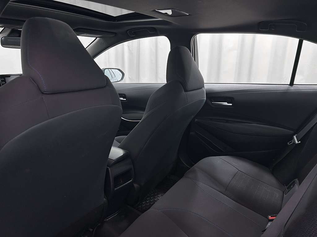 2022 Toyota Corolla - Image 16