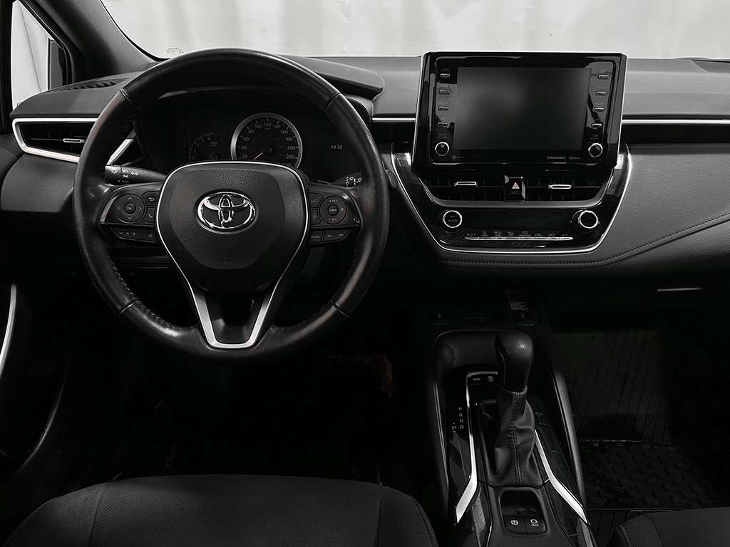 2022 Toyota Corolla - Image 17