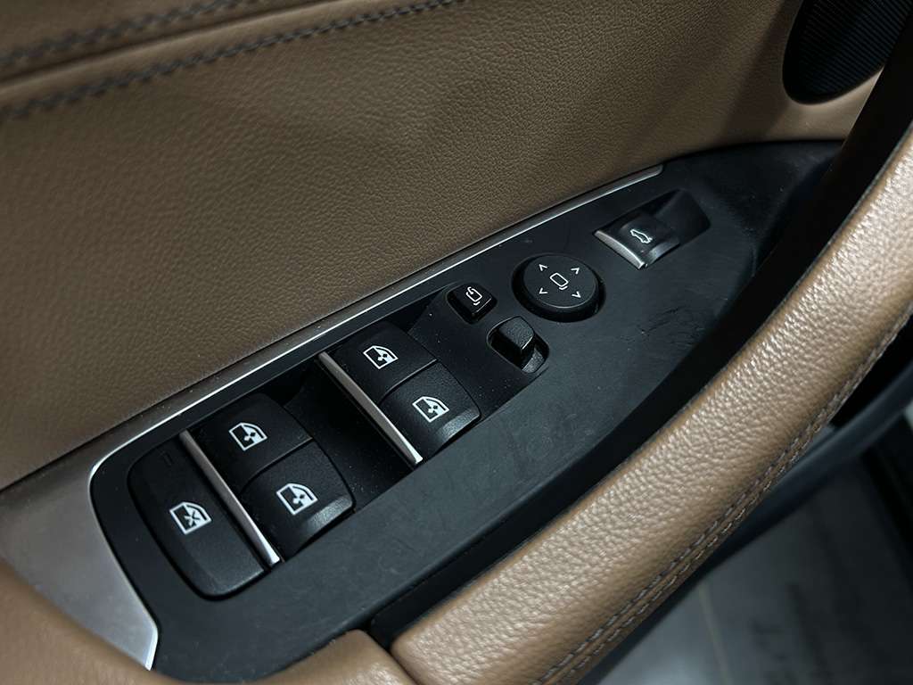 2019 Bmw X3 - Image 9