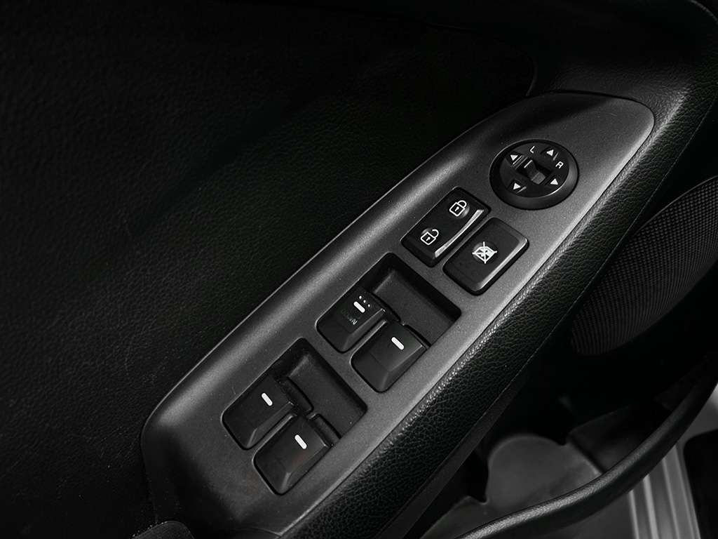 2015 Kia Forte - Image 9