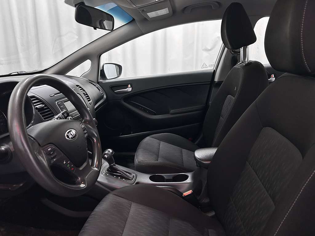 2015 Kia Forte - Image 15