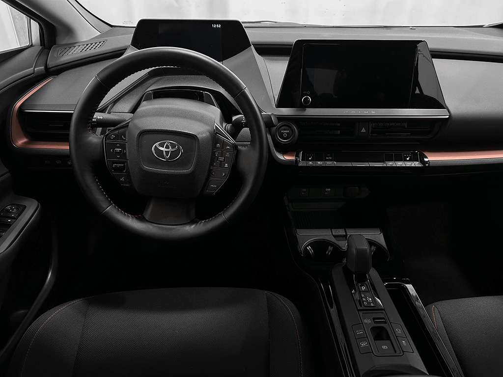 2025 Toyota Prius Prime - Image 18