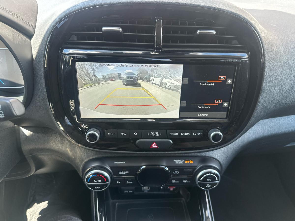 2020 Kia Soul EV - Image 13