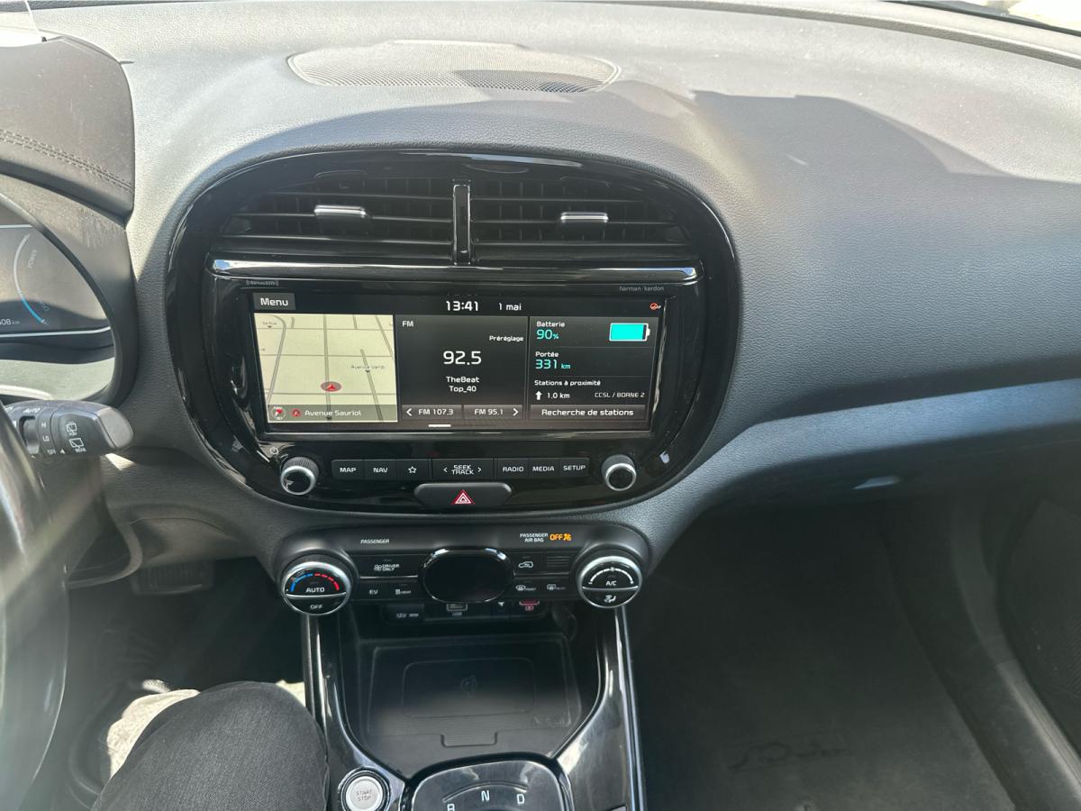 2020 Kia Soul EV - Image 15