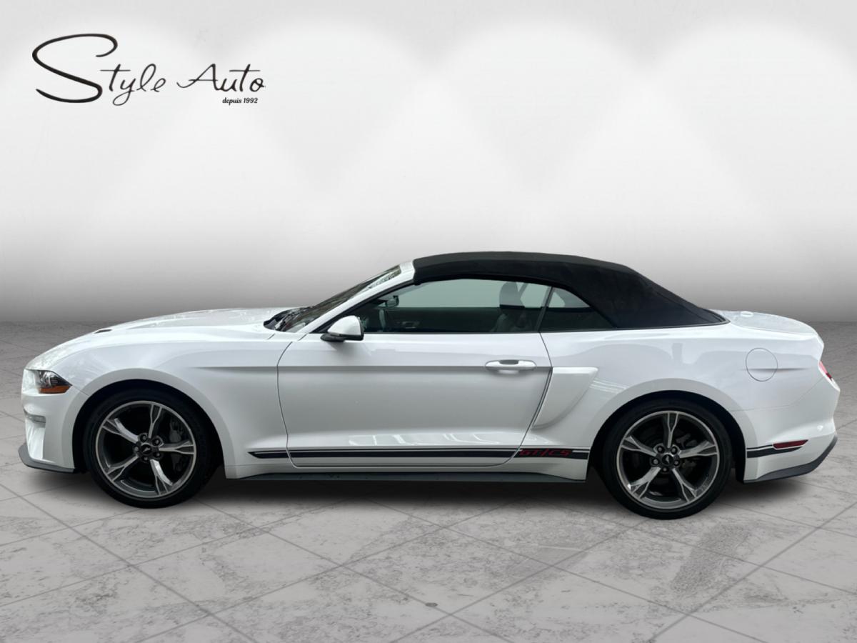 2022 Ford Mustang - Image 8