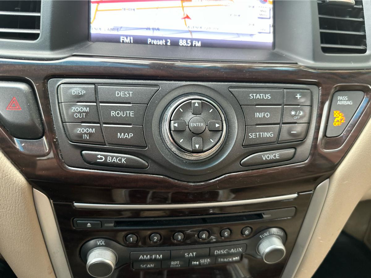 2014 Nissan Pathfinder - Image 16