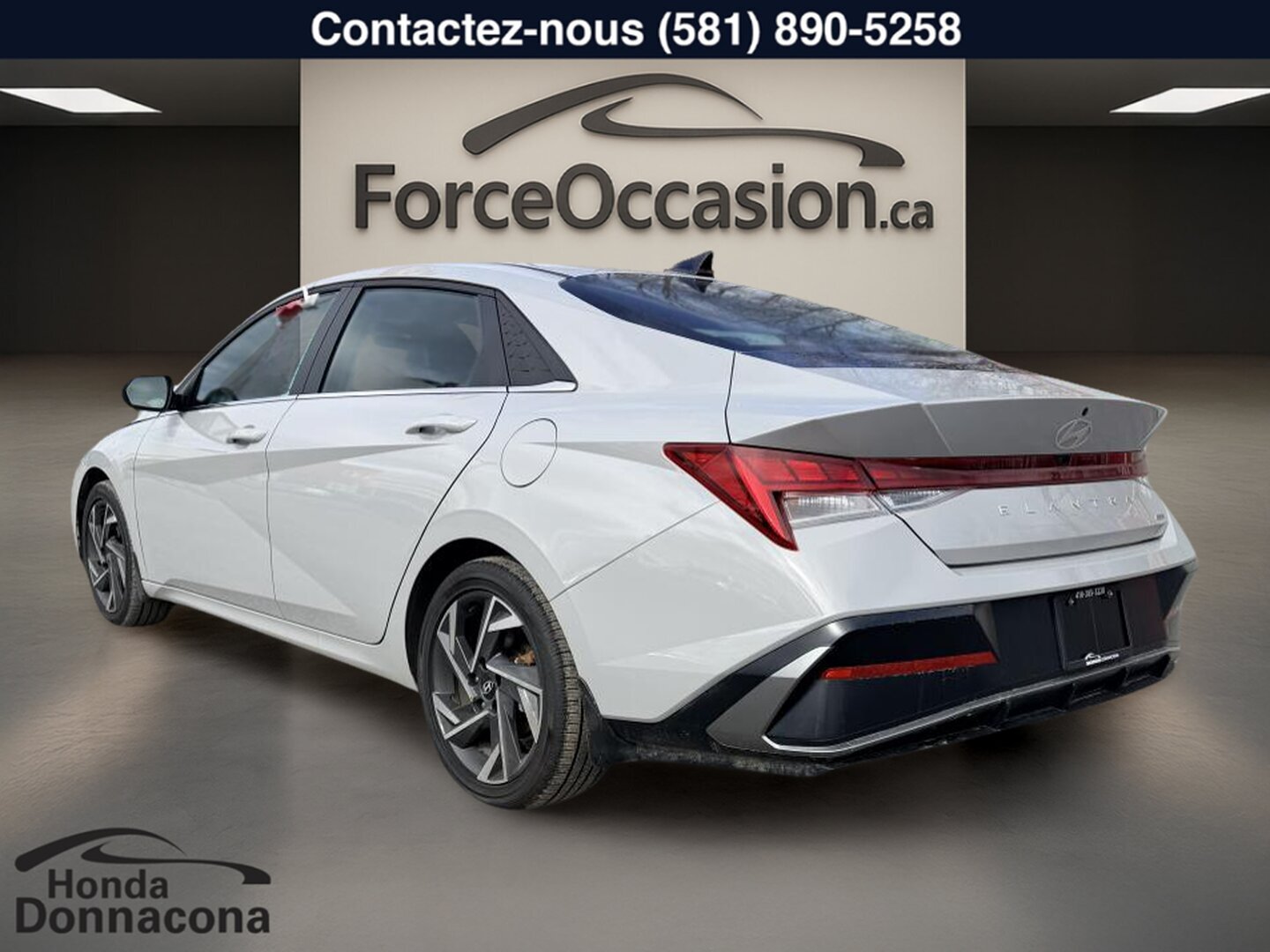 2025 Hyundai Elantra Hybrid - Image 7