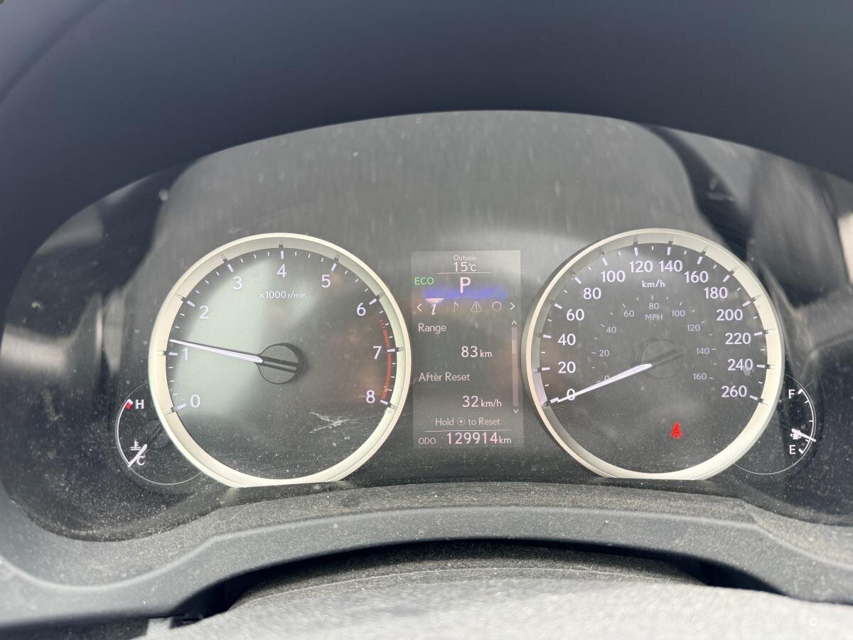 2016 Lexus IS 300 - Image 12