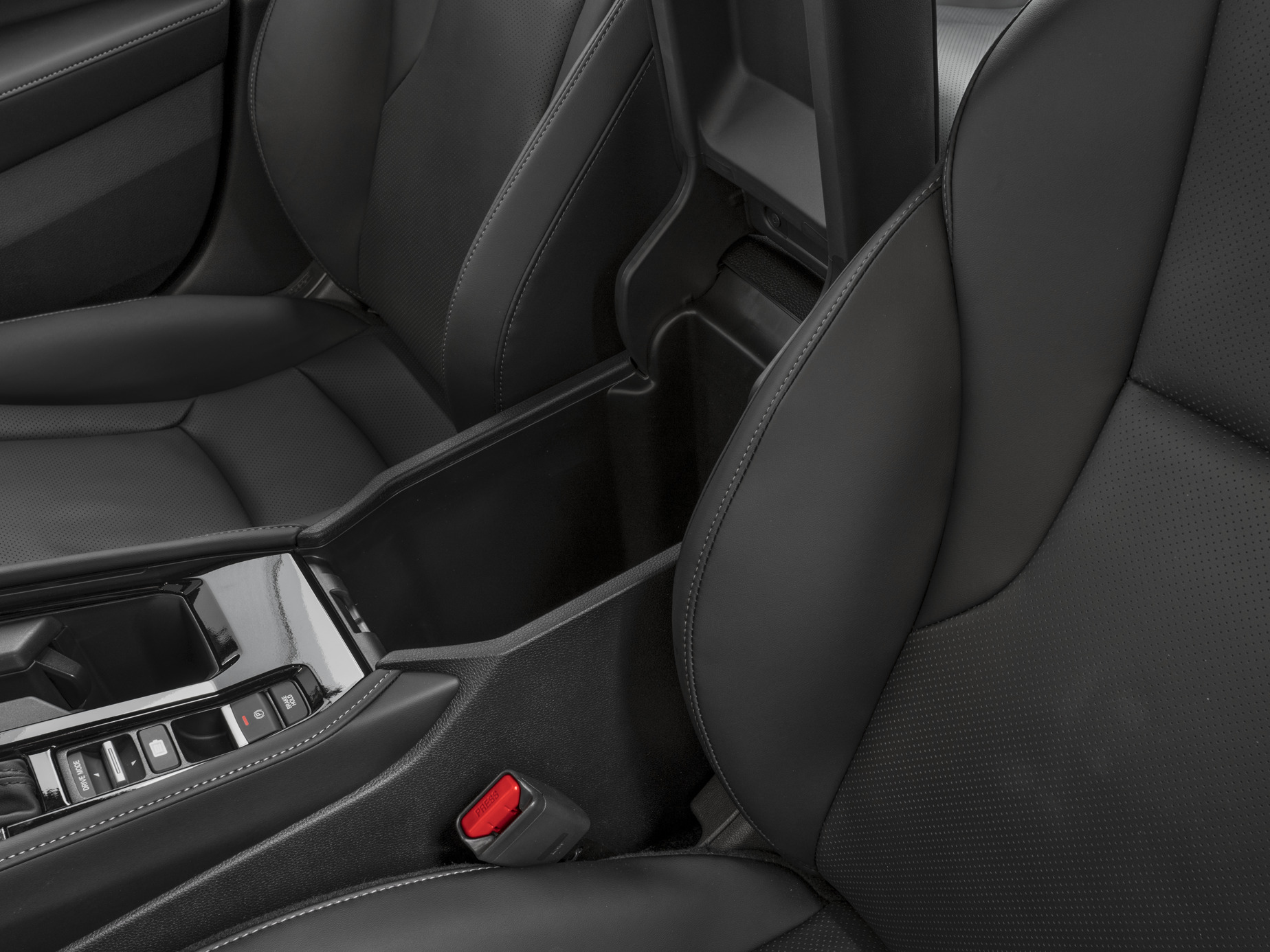 2026 Honda Accord Hybrid - Image 9