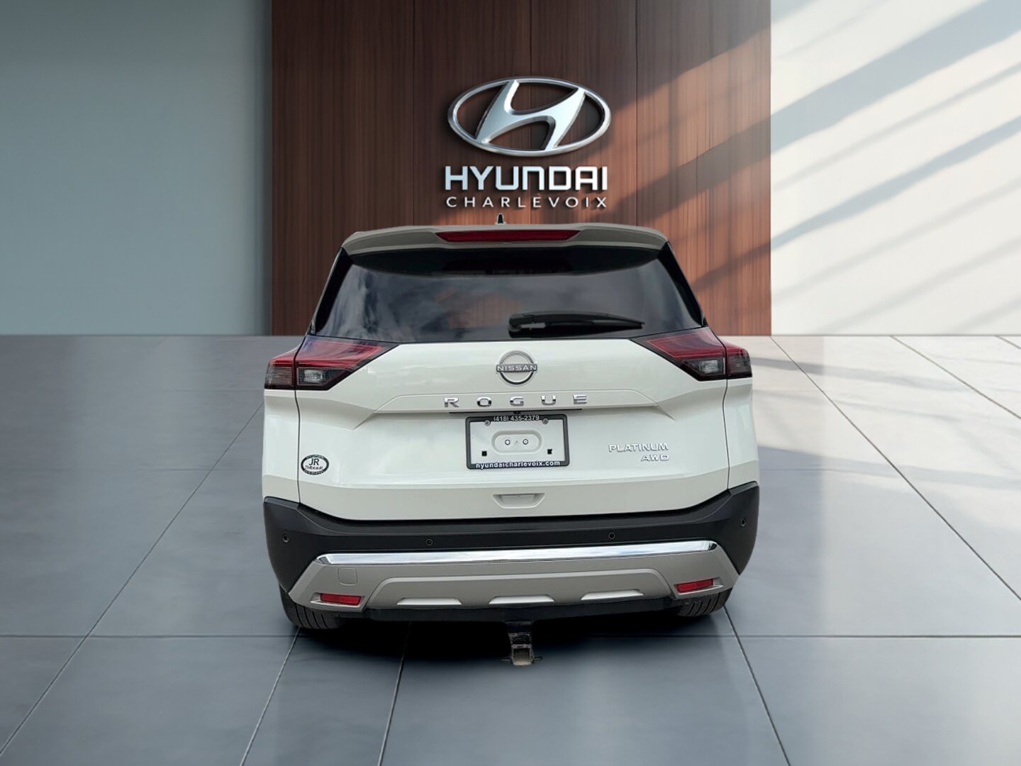2023 Nissan Rogue - Image 3