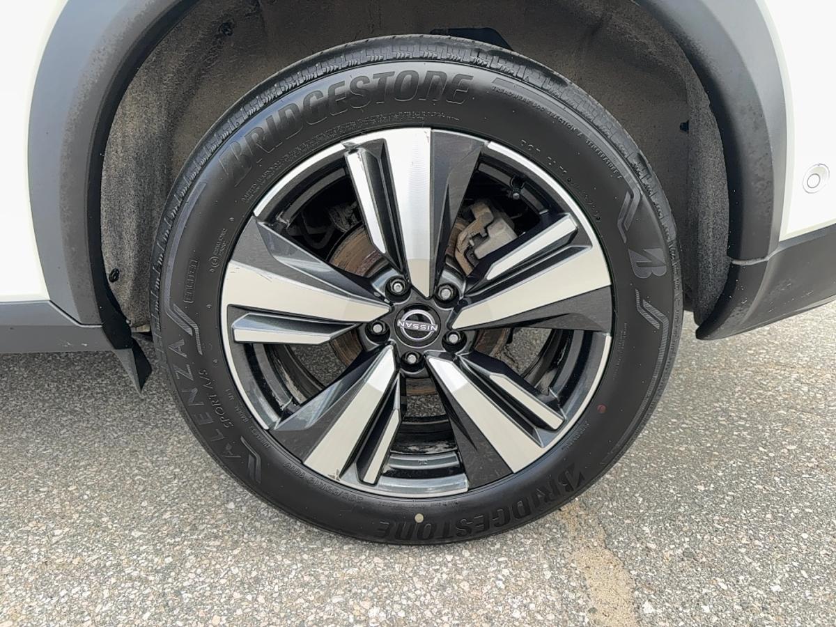 2023 Nissan Rogue - Image 6