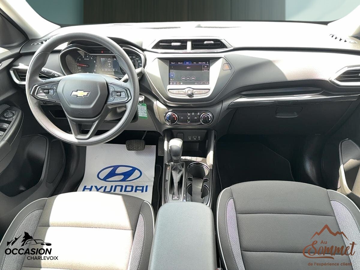 2022 Chevrolet TrailBlazer - Image 9