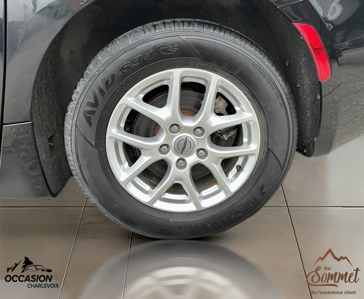 2022 Chrysler Grand Caravan - Image 6