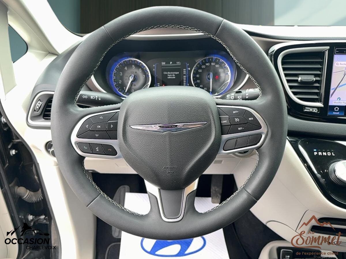 2022 Chrysler Grand Caravan - Image 10