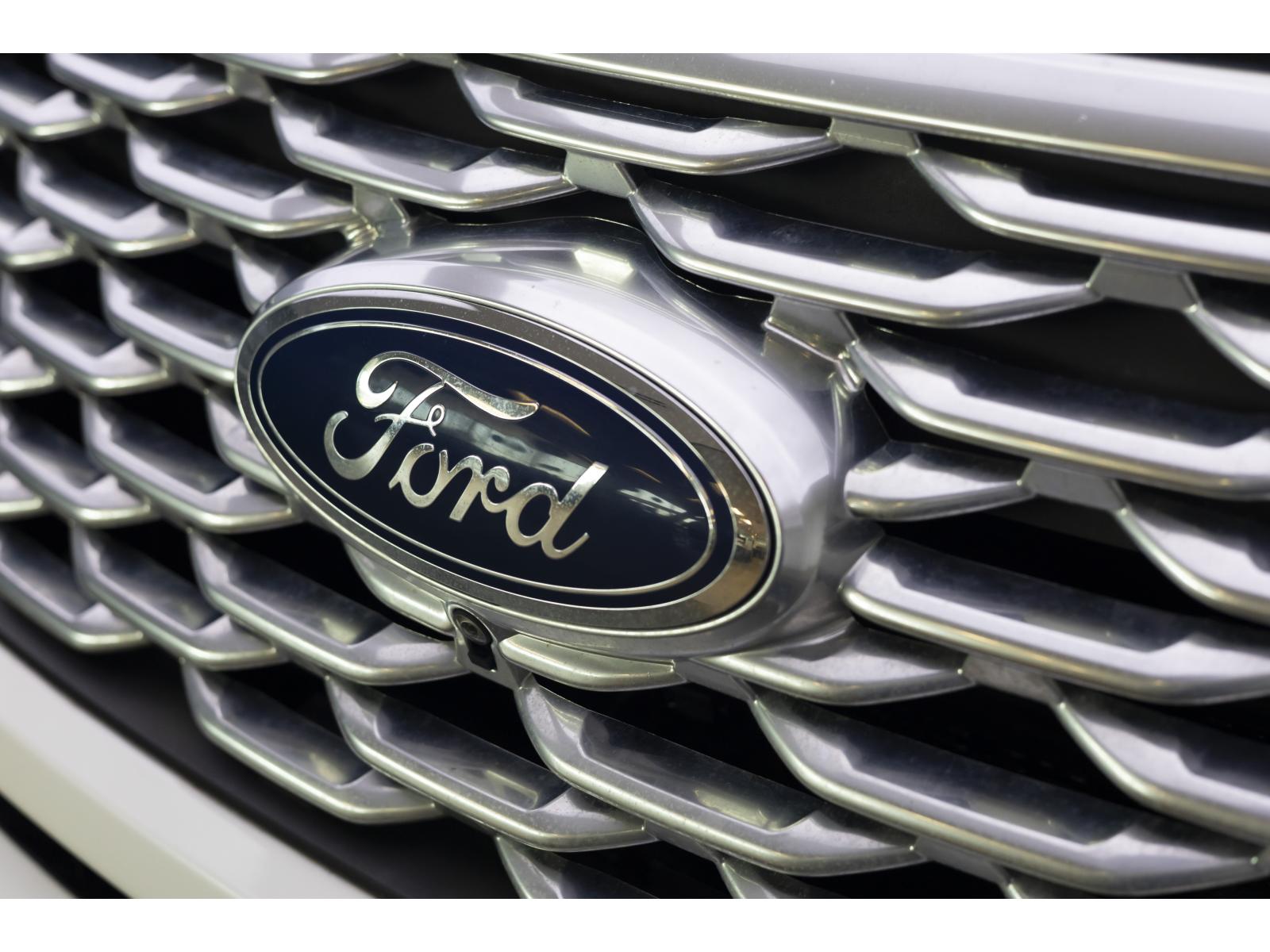 2020 Ford Explorer - Image 4