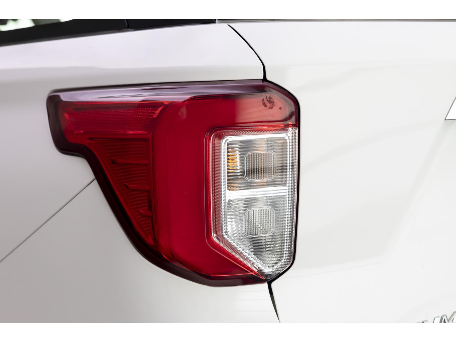 2020 Ford Explorer - Image 10