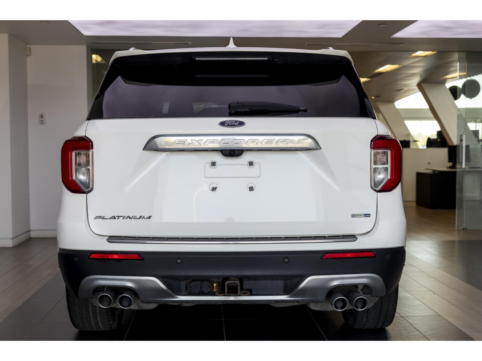 2020 Ford Explorer - Image 11