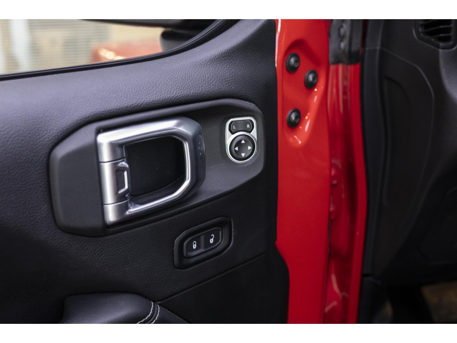 2020 Jeep Wrangler - Image 16