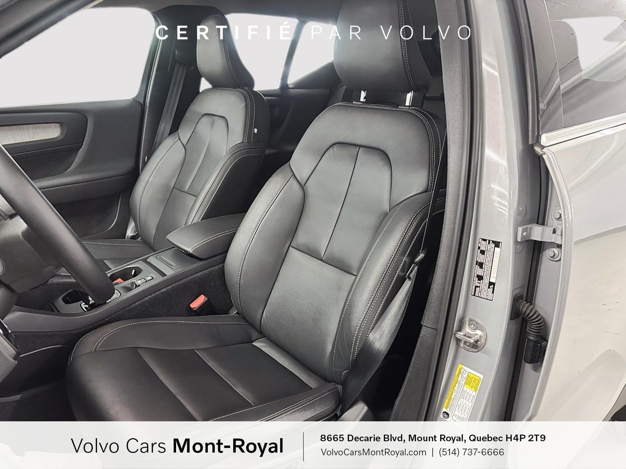2025 Volvo XC40 - Image 7
