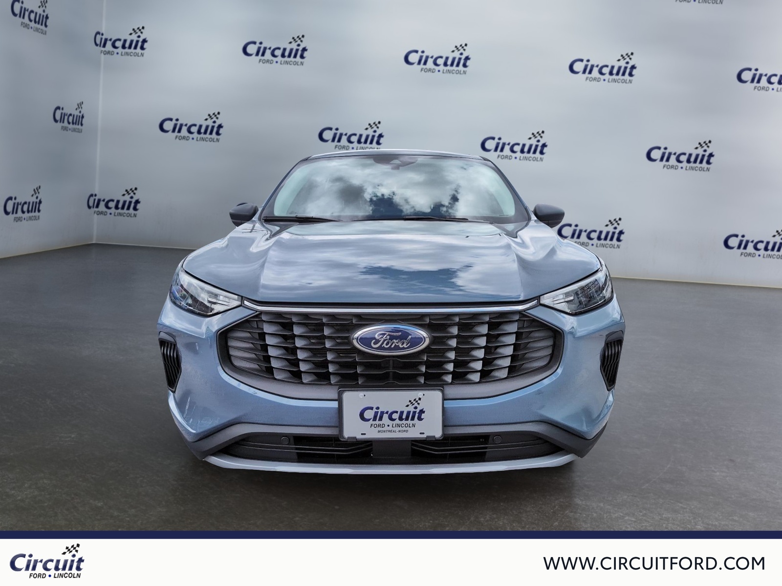 2025 Ford Escape - Image 2