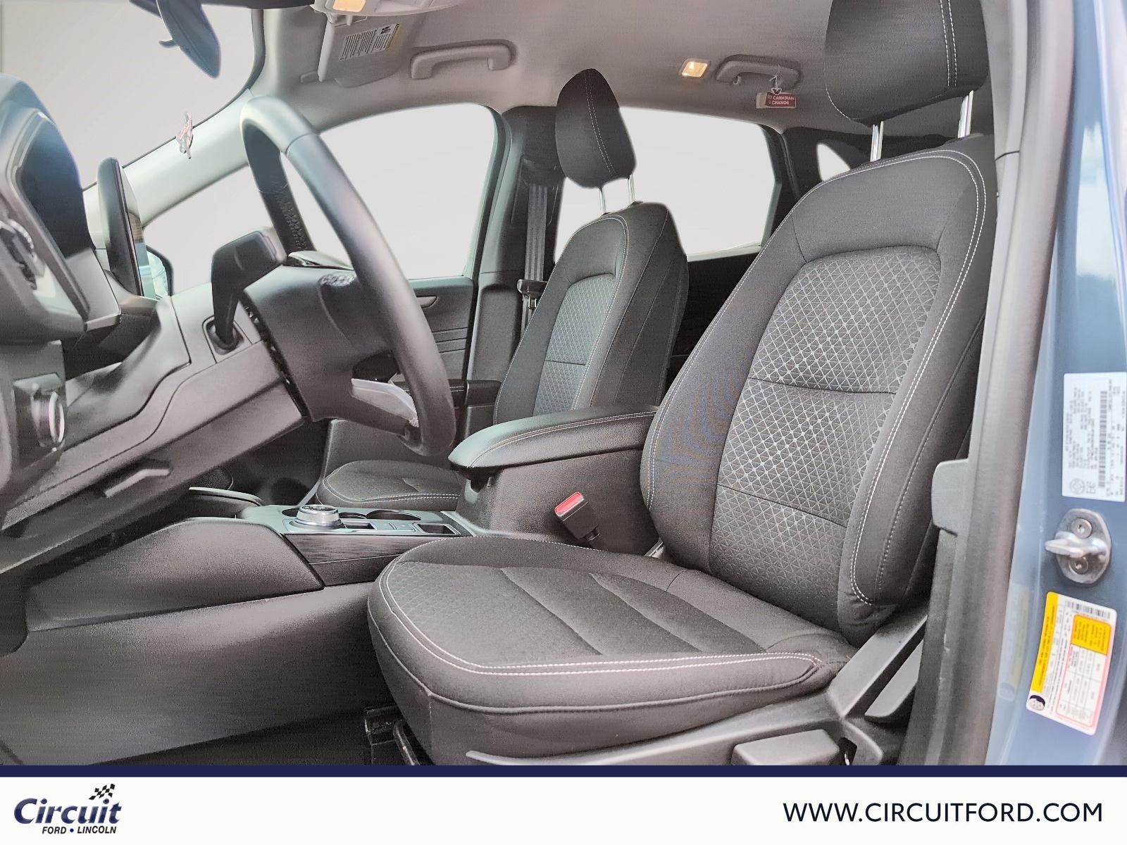 2025 Ford Escape - Image 9