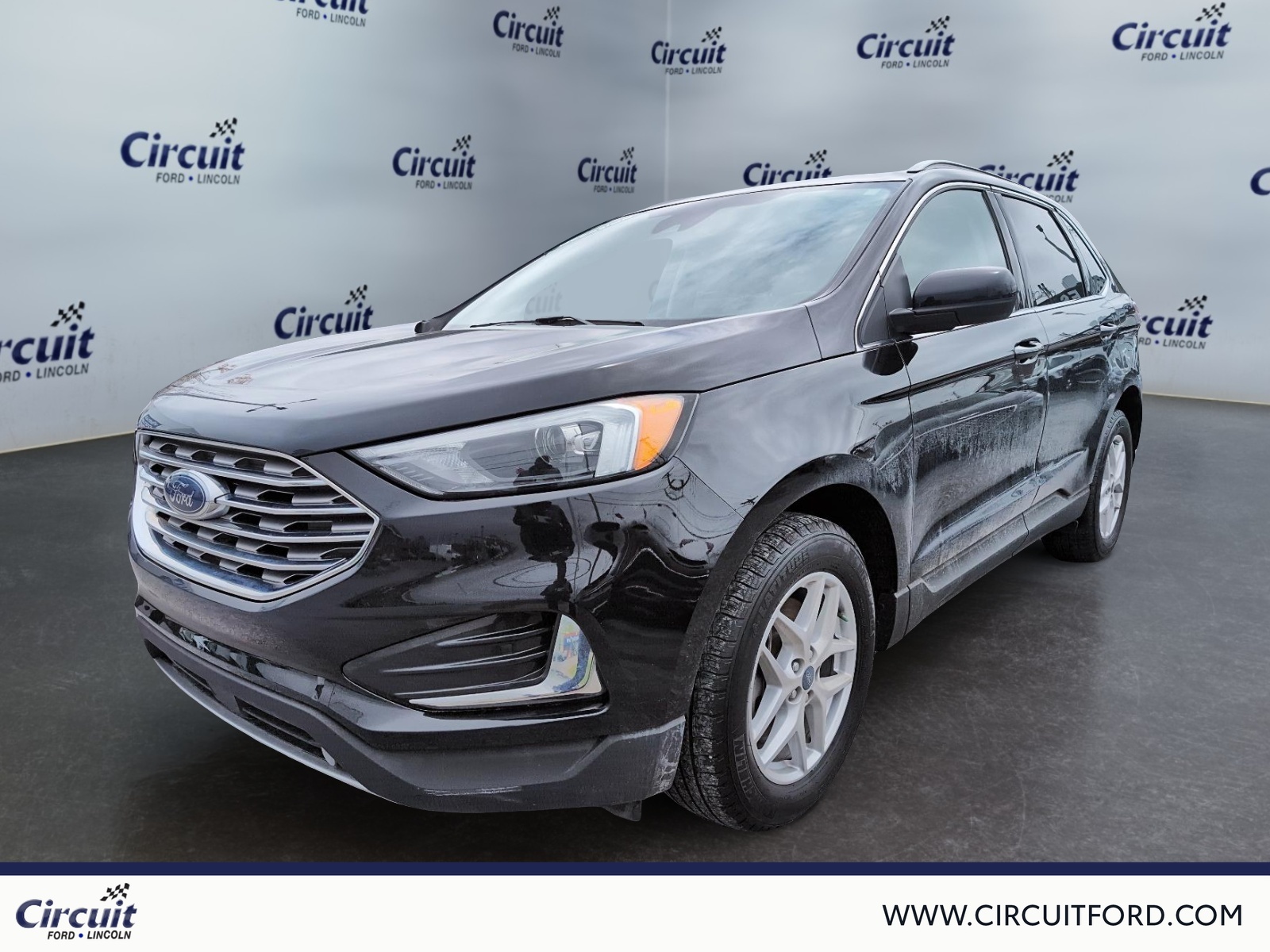2022 Ford Edge - Image 1