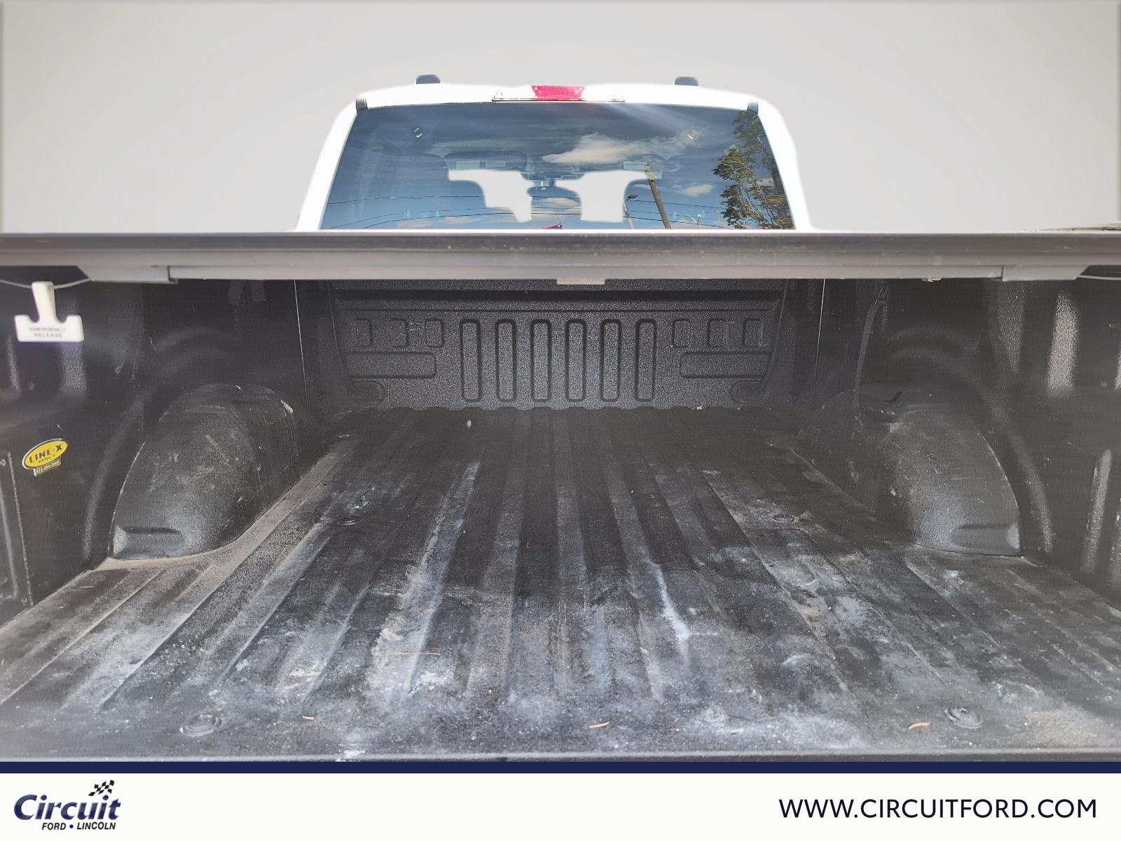2022 Ford F-150 - Image 16
