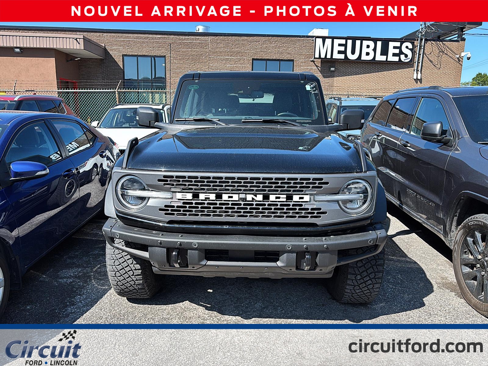 2023 Ford Bronco - Image 2