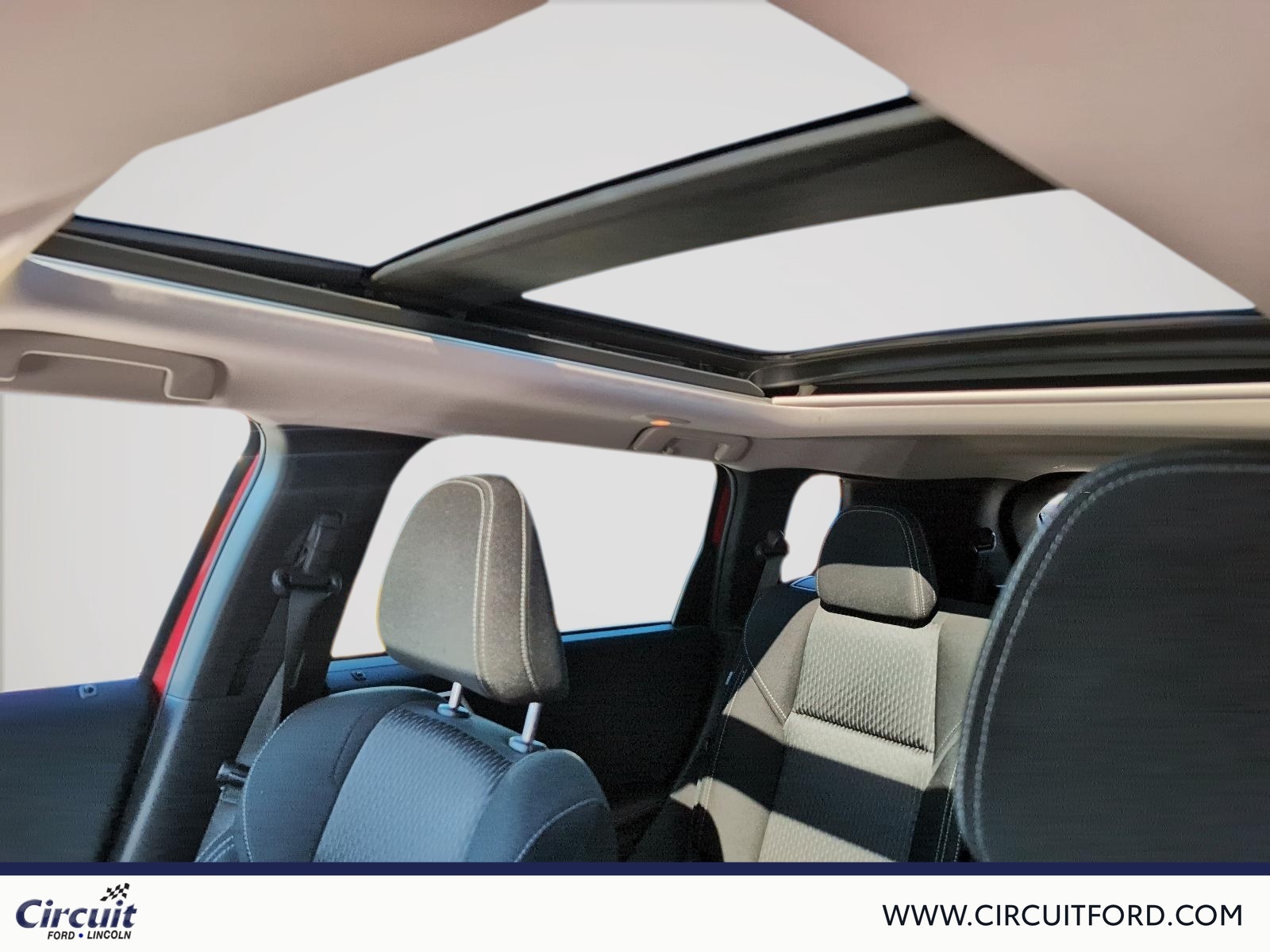 2022 Mitsubishi Outlander - Image 17
