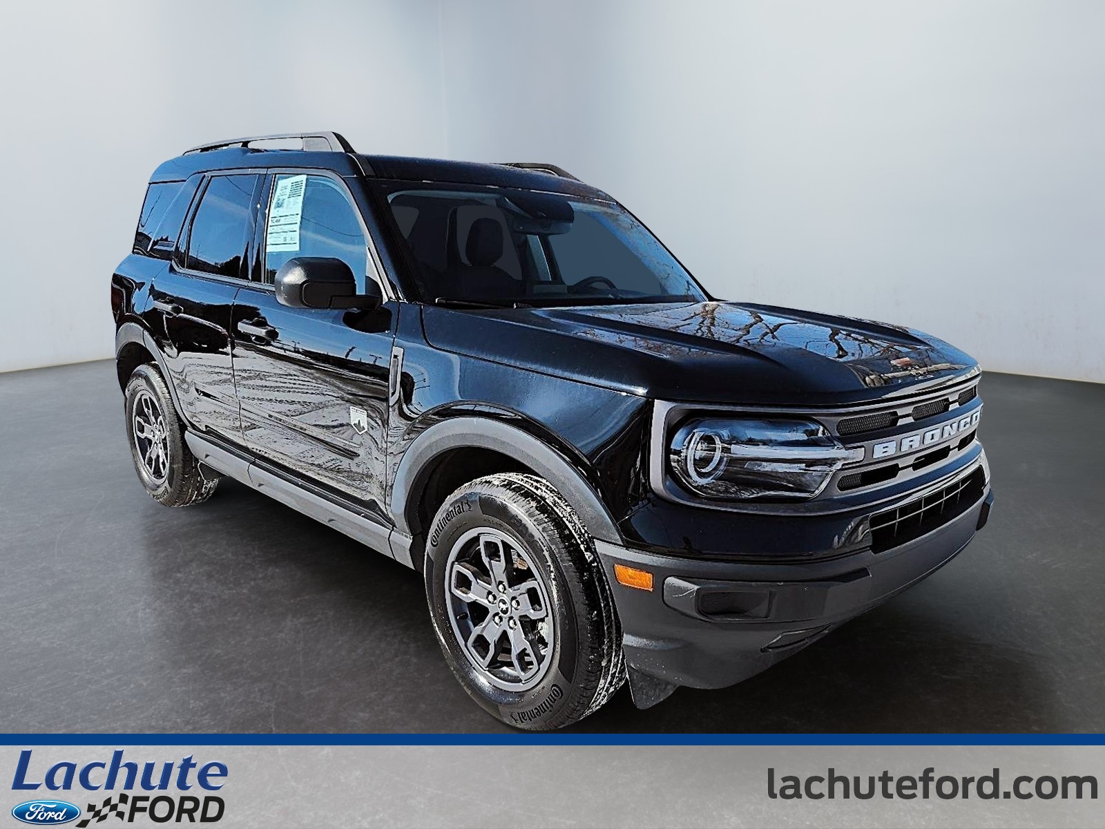 2023 Ford Bronco Sport - Image 3