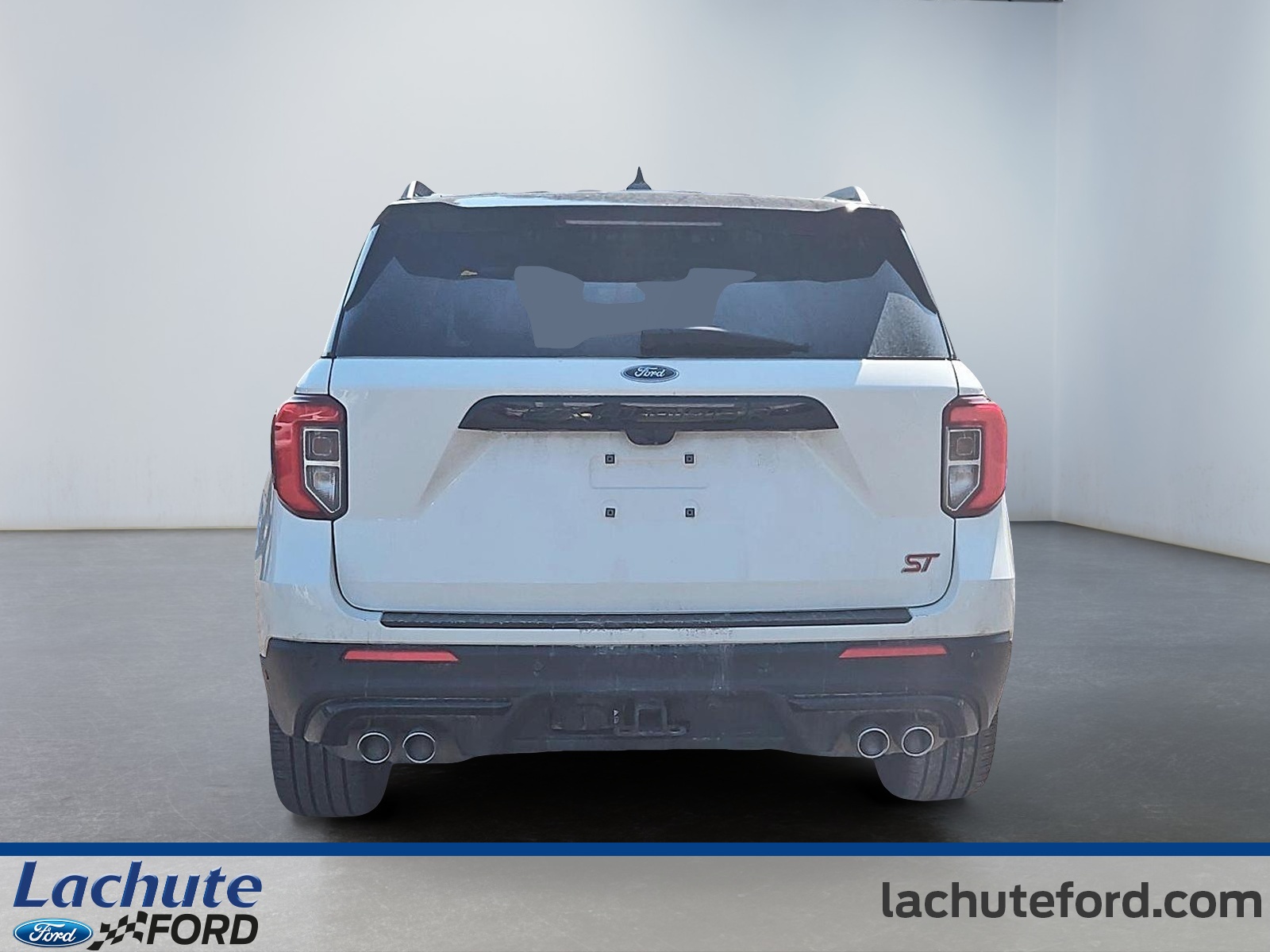 2023 Ford Explorer - Image 4
