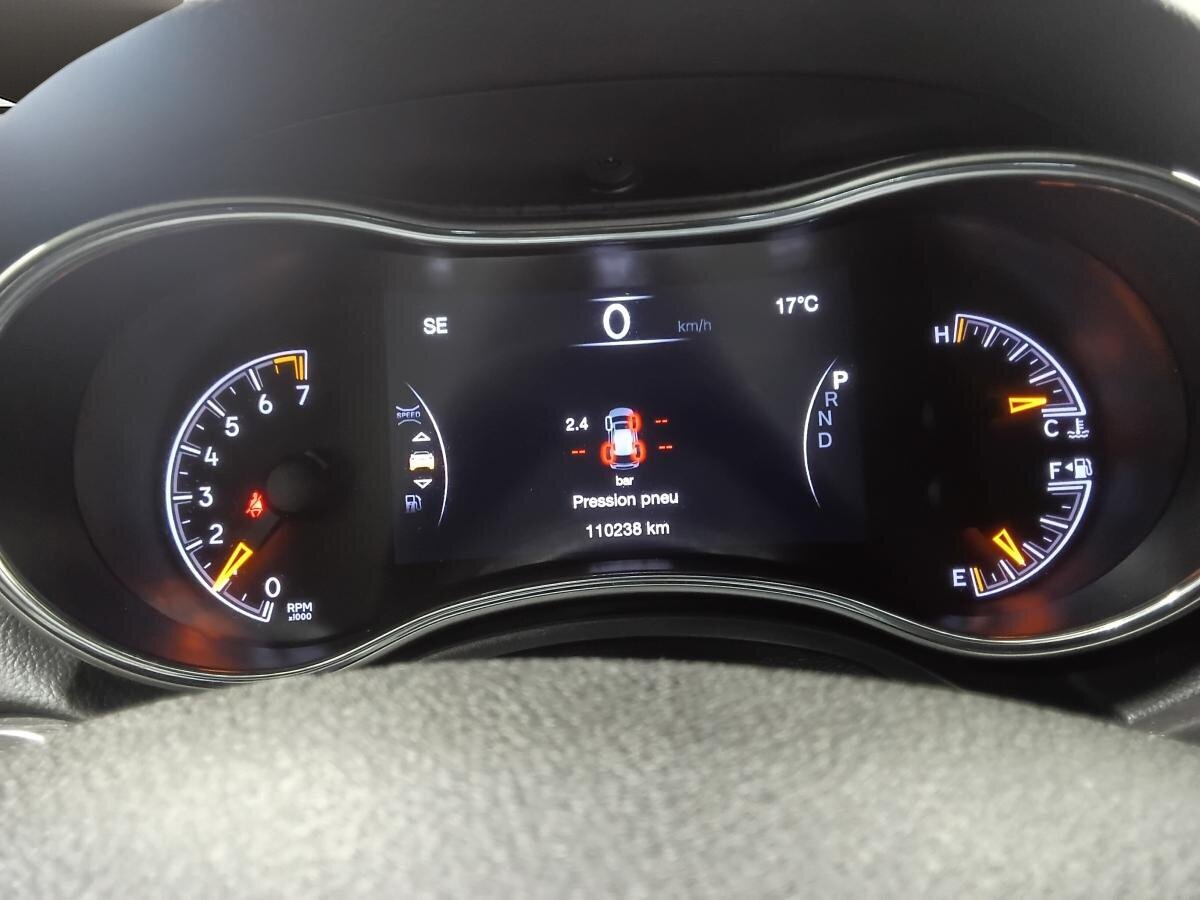 2018 Jeep Grand Cherokee - Image 14