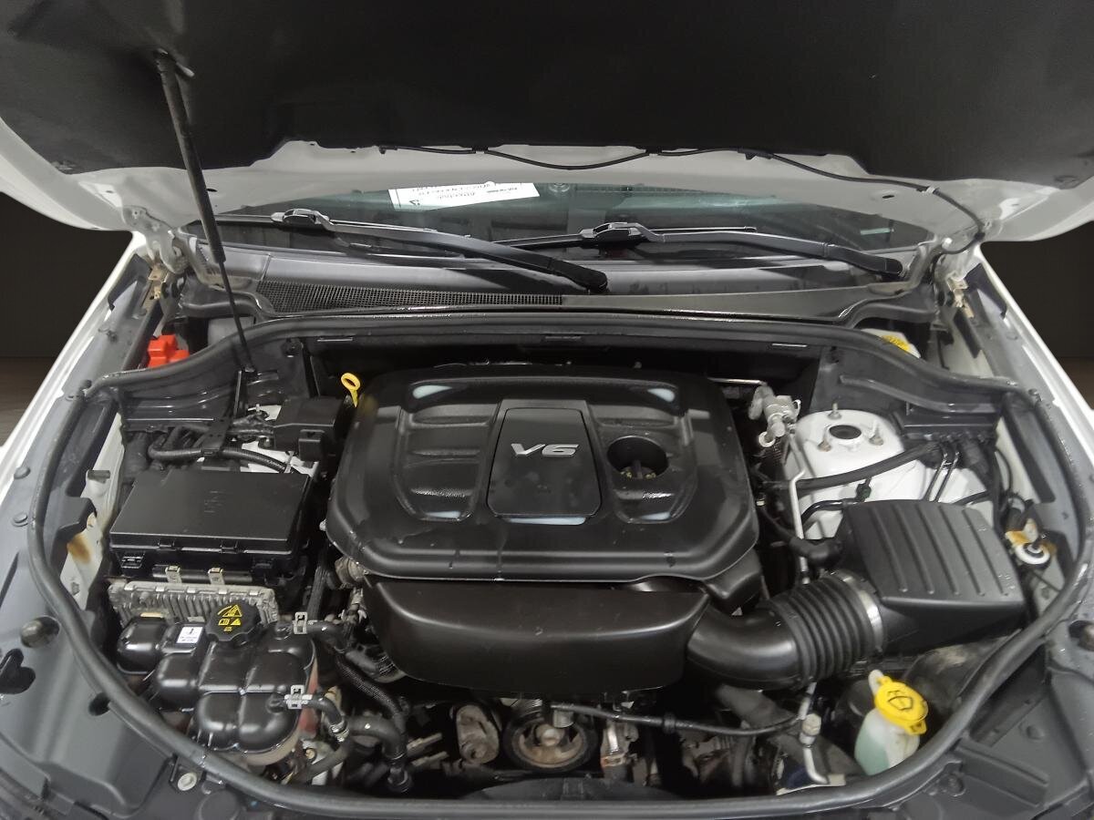 2018 Jeep Grand Cherokee - Image 21