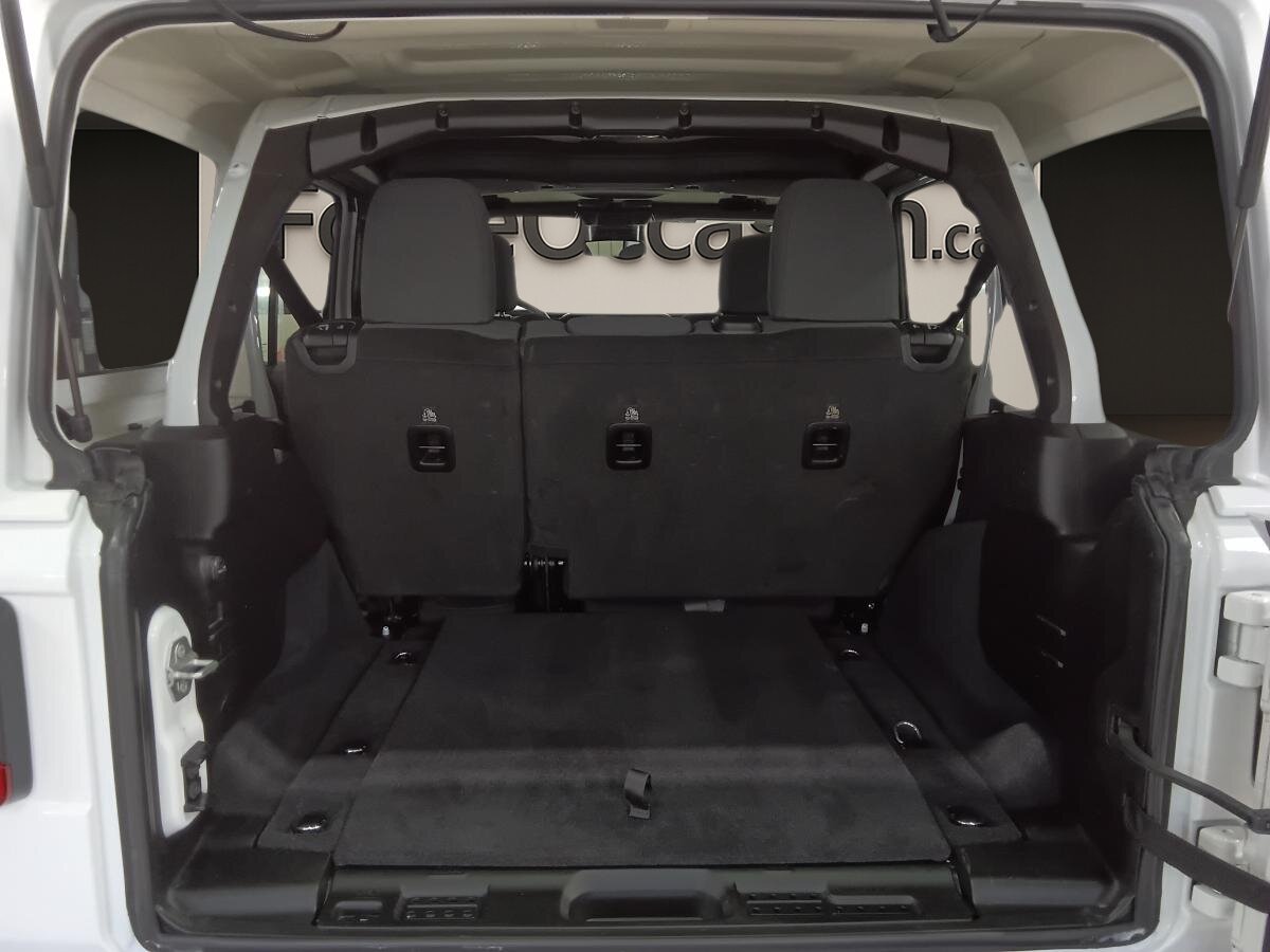 2025 Jeep Wrangler 4 Door - Image 9