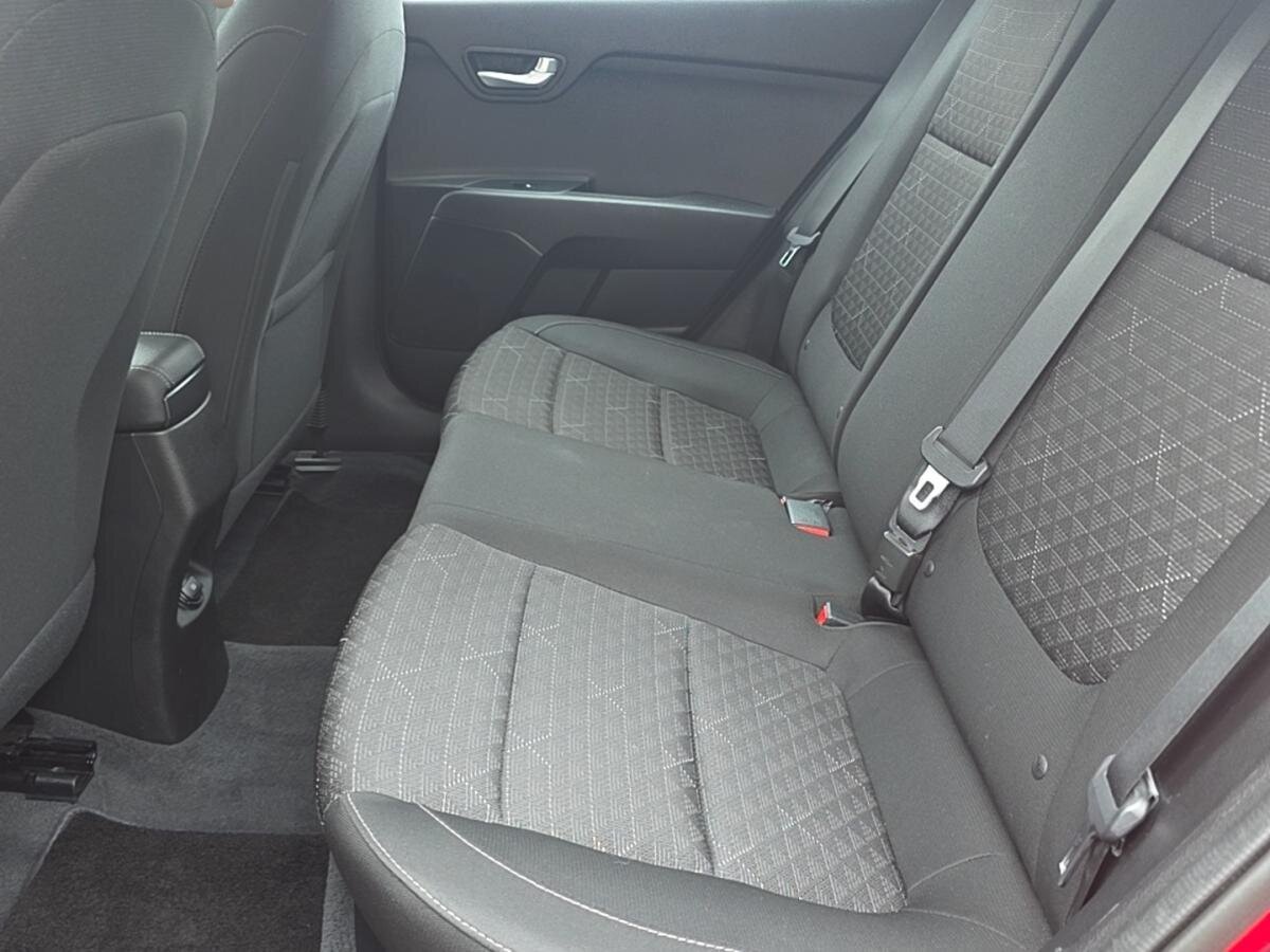 2018 Kia Rio5 - Image 6