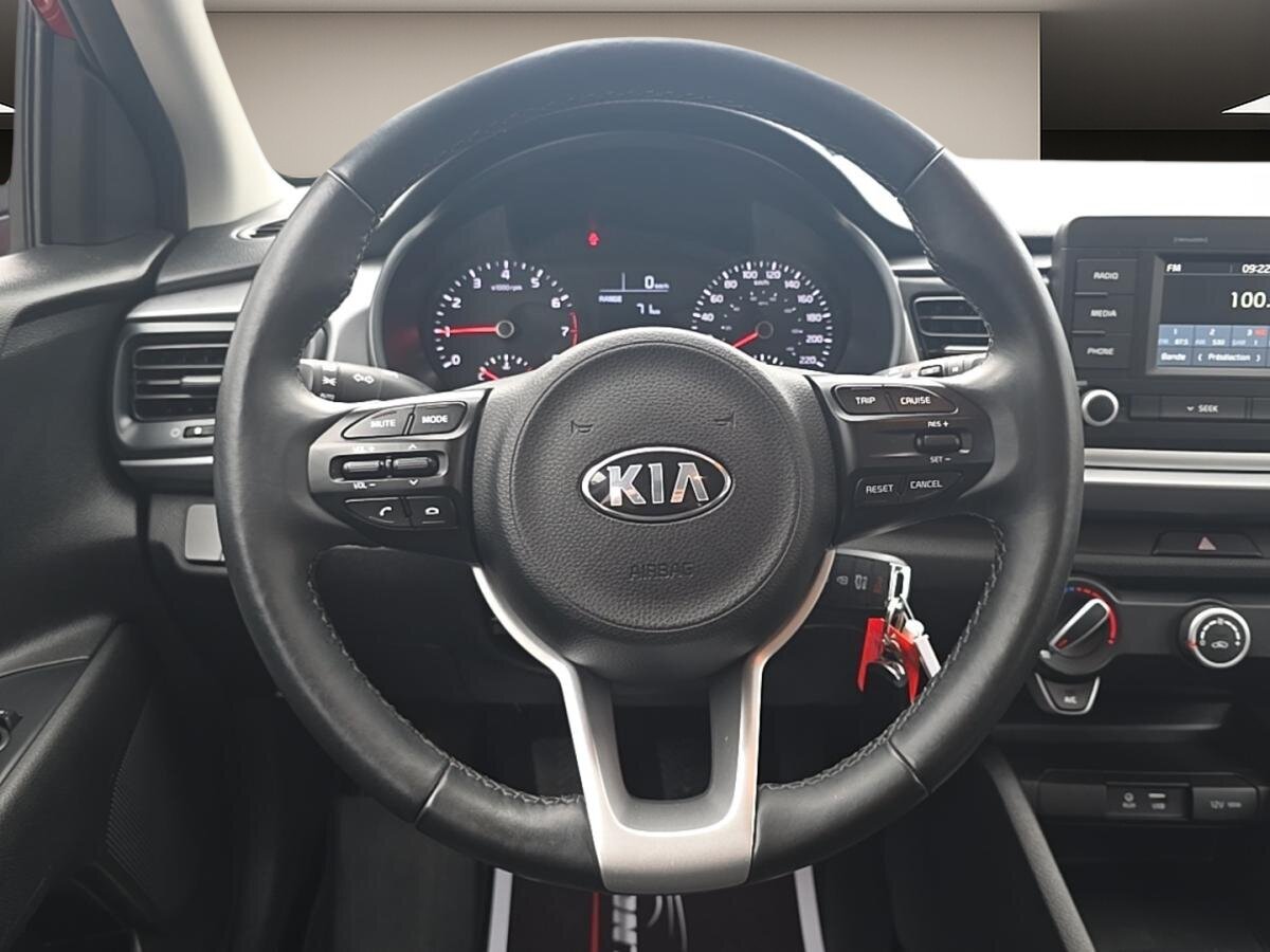 2018 Kia Rio5 - Image 14