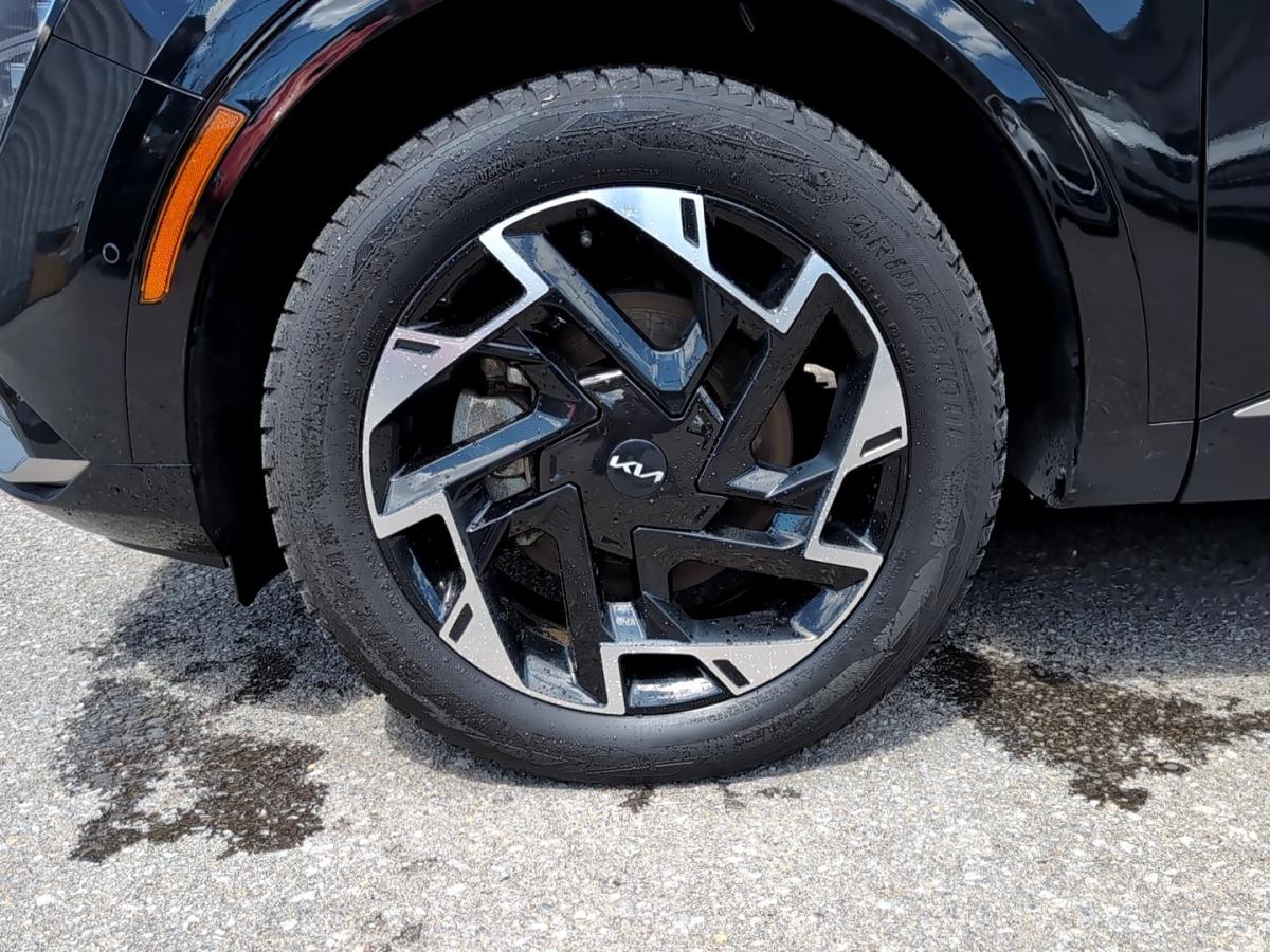 2023 Kia Sportage PHEV - Image 13